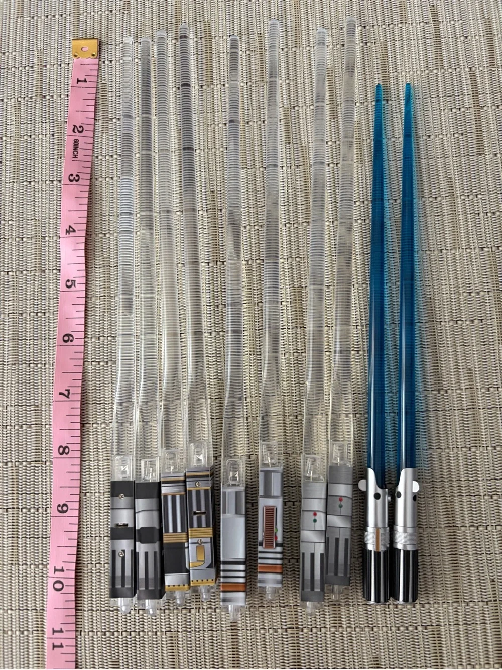 Star Wars Light Up Lightsaber Plastic Reusable Chopsticks Set of 5 Multi color